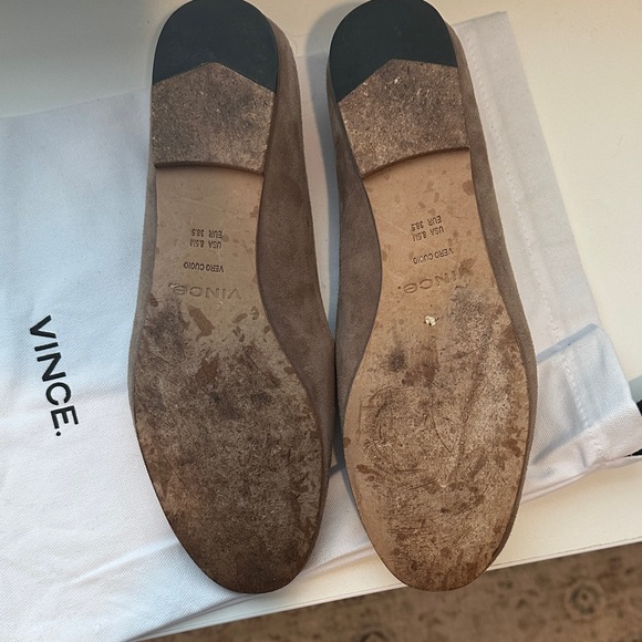 VINCE Women's Taupe Suede Flats, sz 8.5 - Picture 6 of 7